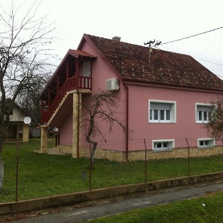 Apartman Anka Ratkovica Exterior photo